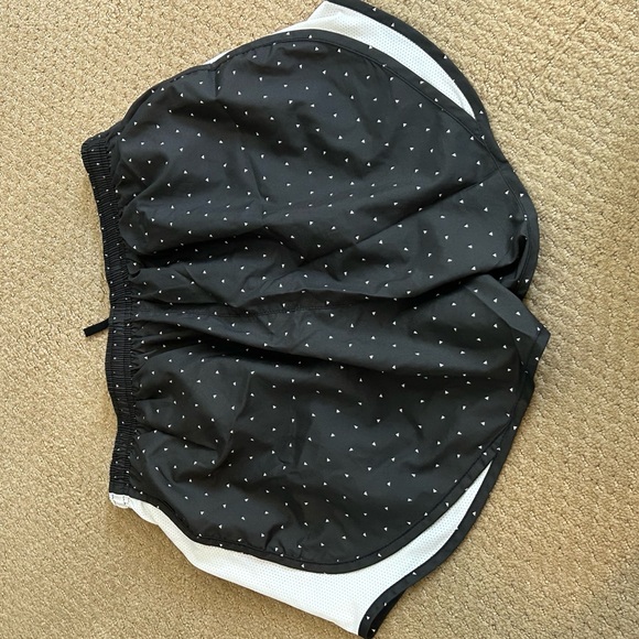 Nike Shorts - Picture 3 of 4